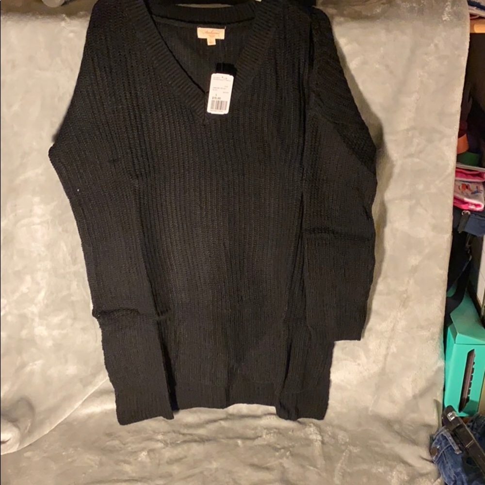 Black forever 21 sweater